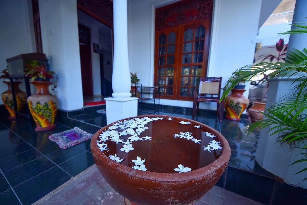 Asian Villa Негомбо Экстерьер фото