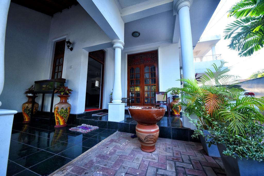 Asian Villa Негомбо Экстерьер фото